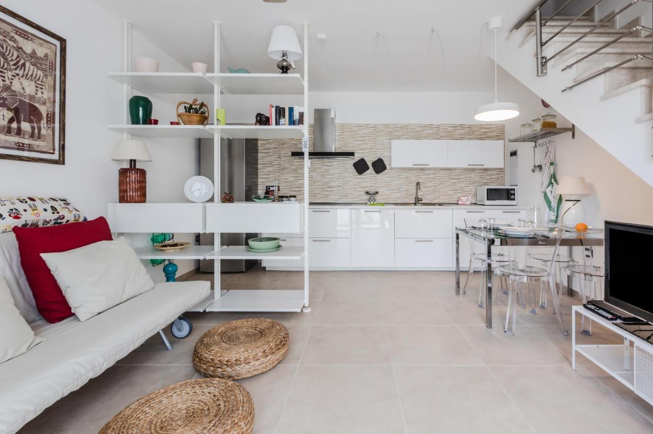 Pula Comfy Apartment W/ Private Parking מראה חיצוני תמונה