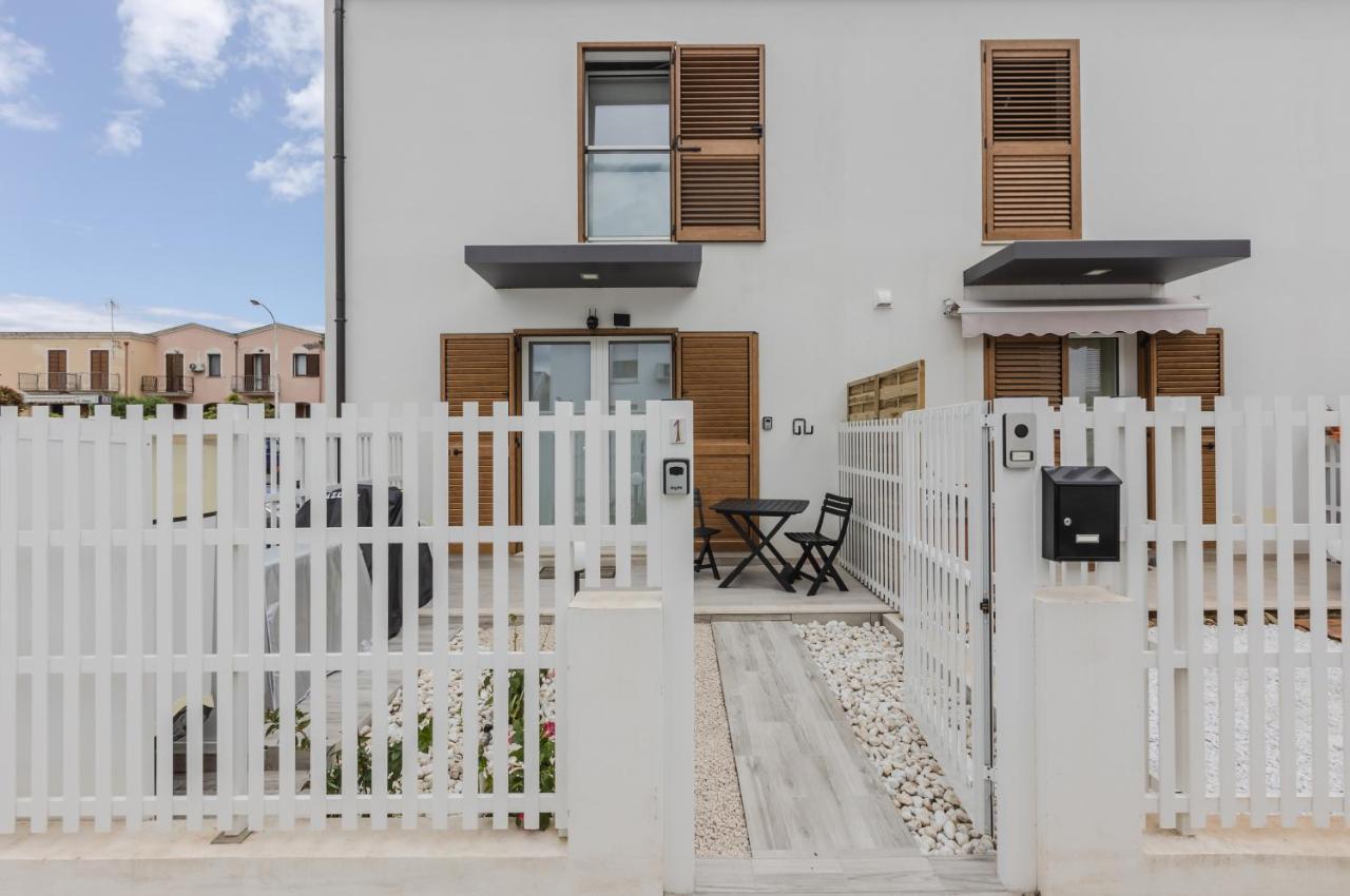 Pula Comfy Apartment W/ Private Parking מראה חיצוני תמונה